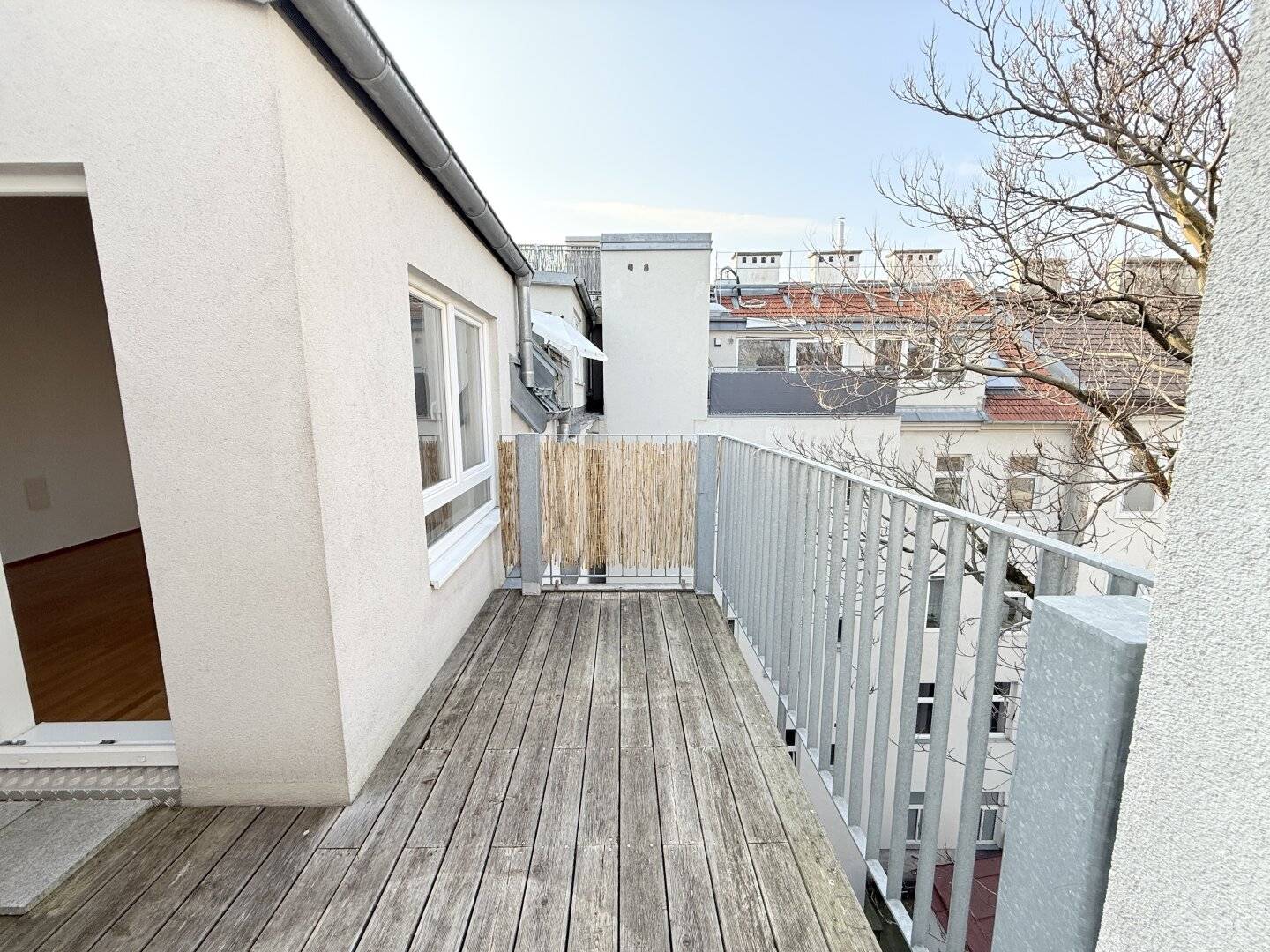 2-Room Attic Apartment Vienna Hernals