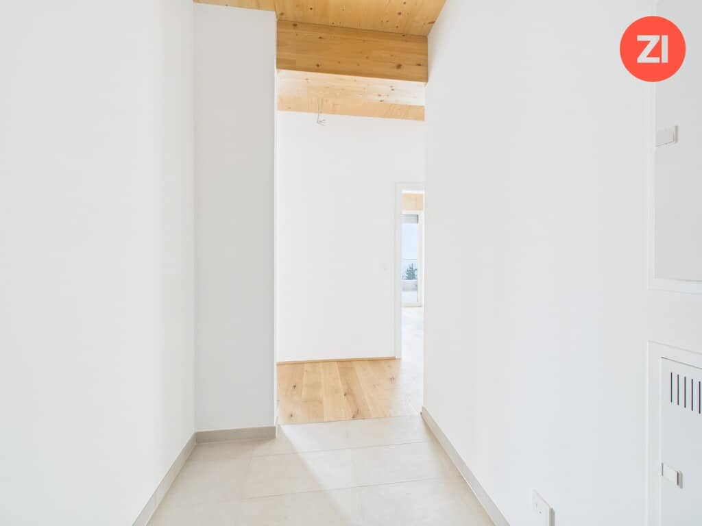 Dachgeschosswohnung mit Terrasse und Aussicht