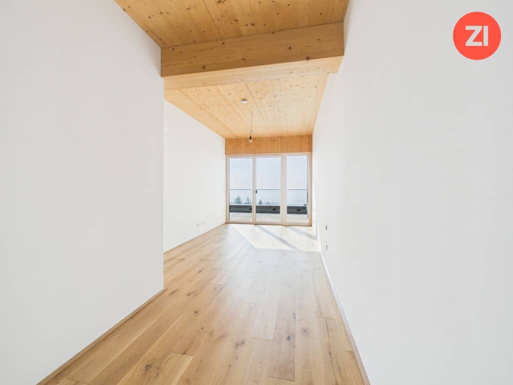Dachgeschosswohnung mit Terrasse und Aussicht