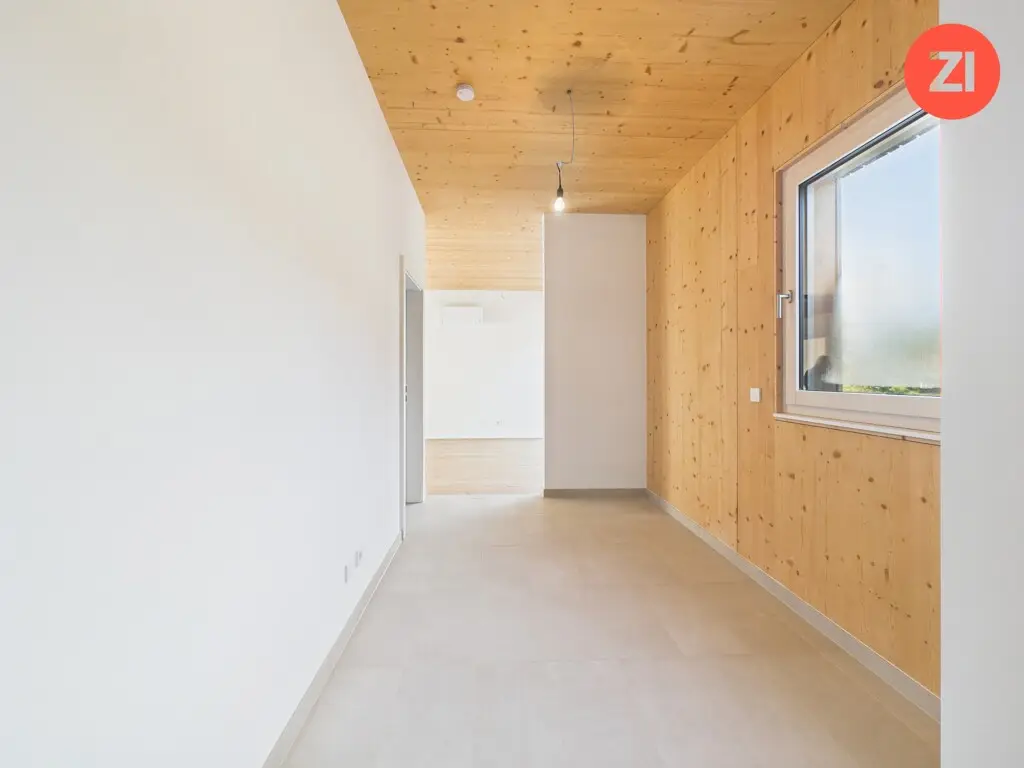 Attic apartment with terrace and bright rooms