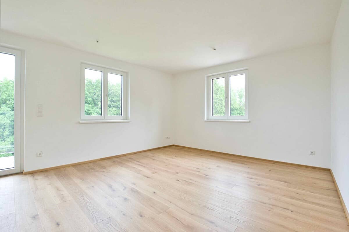 Wohnung im Neubau mit Balkon und Naturblick Seenähe
