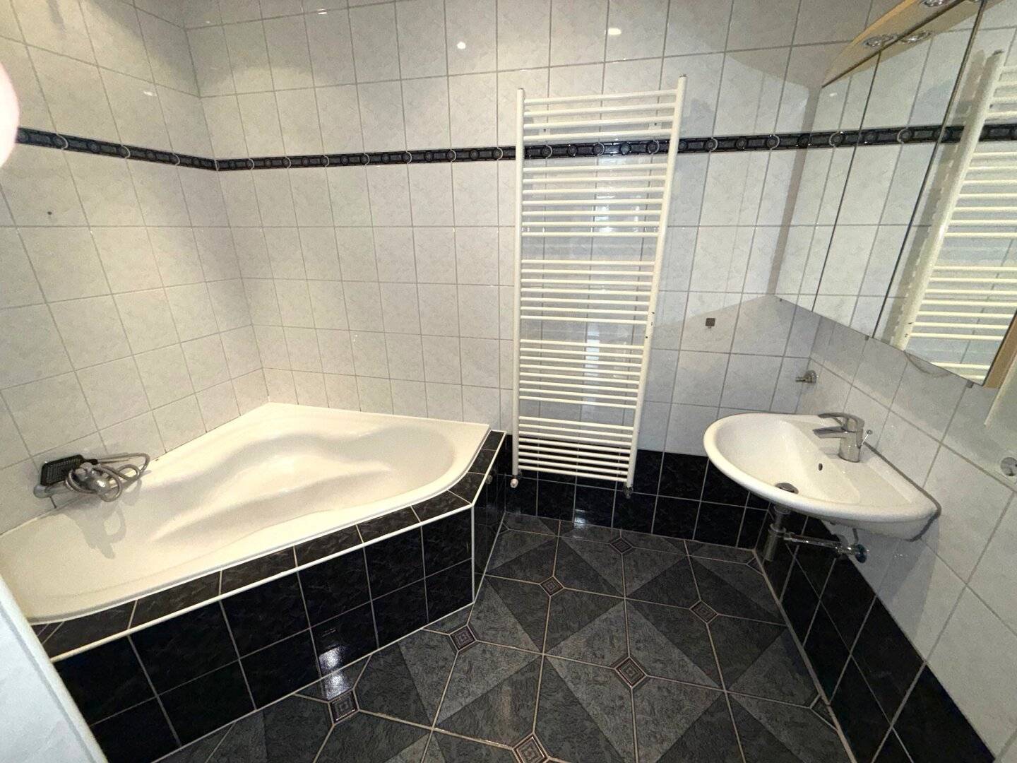 Wohnung im Altbau nahe Mariahilfer Straße