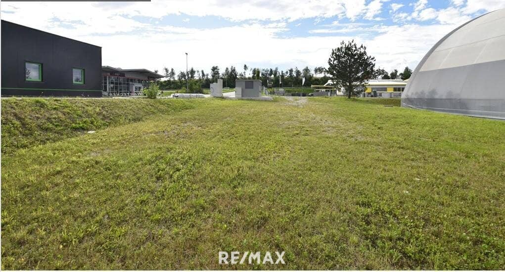 700 m² Open Area Haidershofen