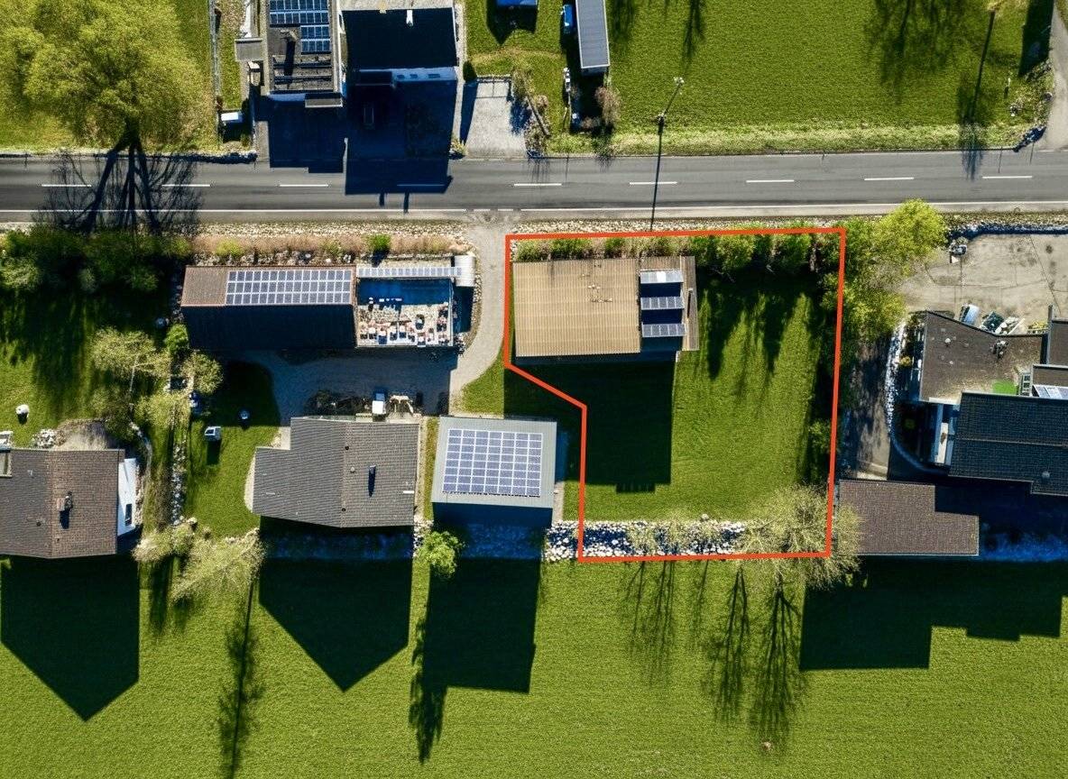 Grundstück mit Halle & Hackschnitzelheizung – perfekt für Selbständige, Handwerker und Eigennutzer
