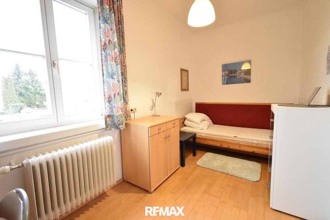 Apartment furnished near center with parking