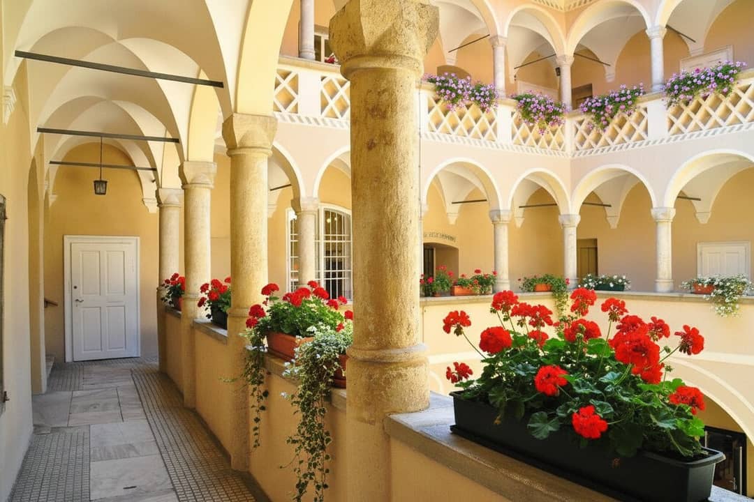 Office Historic Alter Platz 1