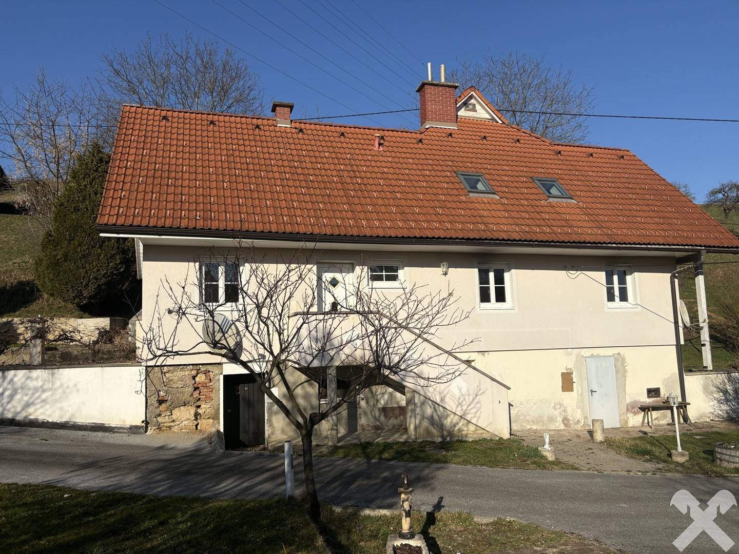 Sanierungsbedürftiges Haus mit Grundstück in Stallhofen