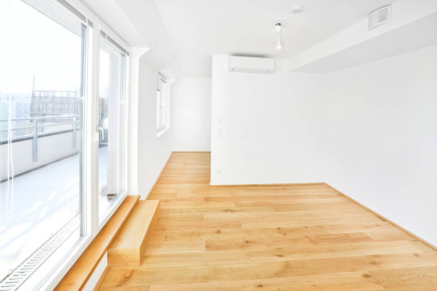 Wohnung mit Balkon und U Bahn Anbindung