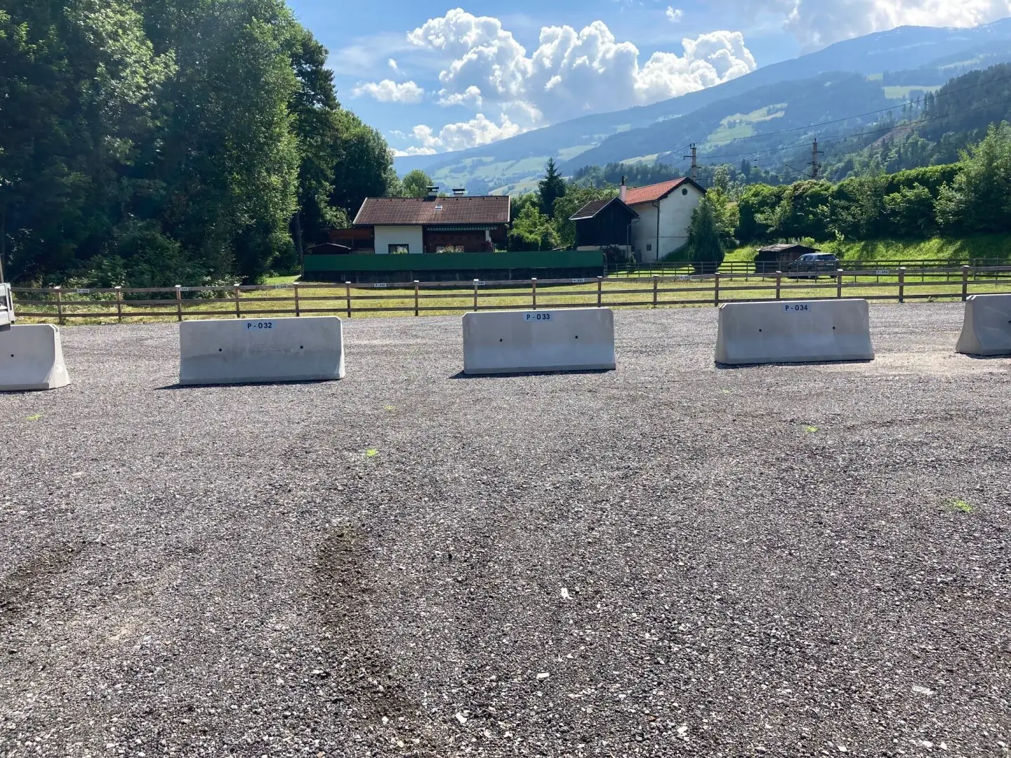 Übergroßer Abstellplatz Hall in Tirol
