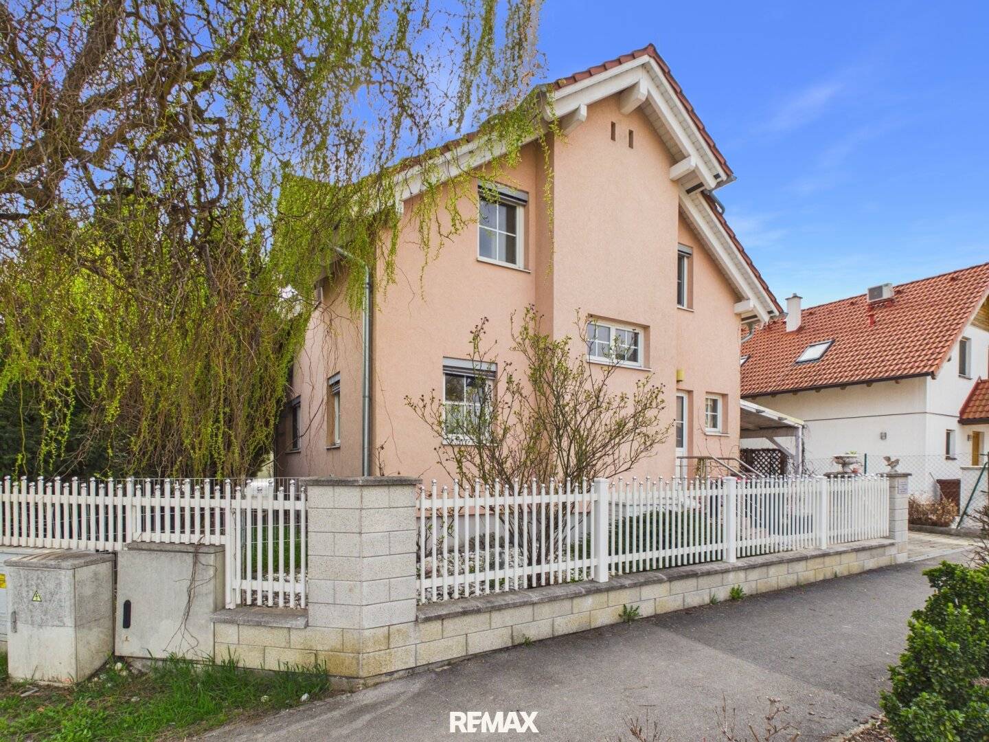 Einfamilienhaus in Trumau mit Pool