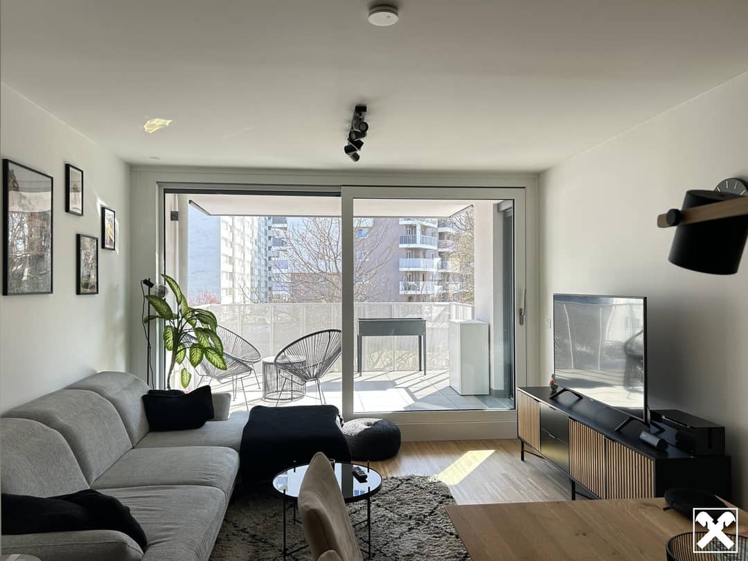 Neuwertige 3 Zimmer Wohnung Südbalkon