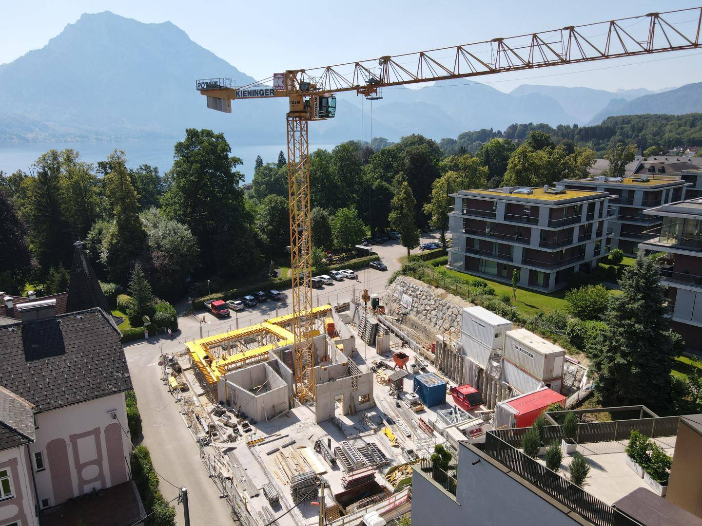 New build apartment Schlosspark near Traunsee balcony