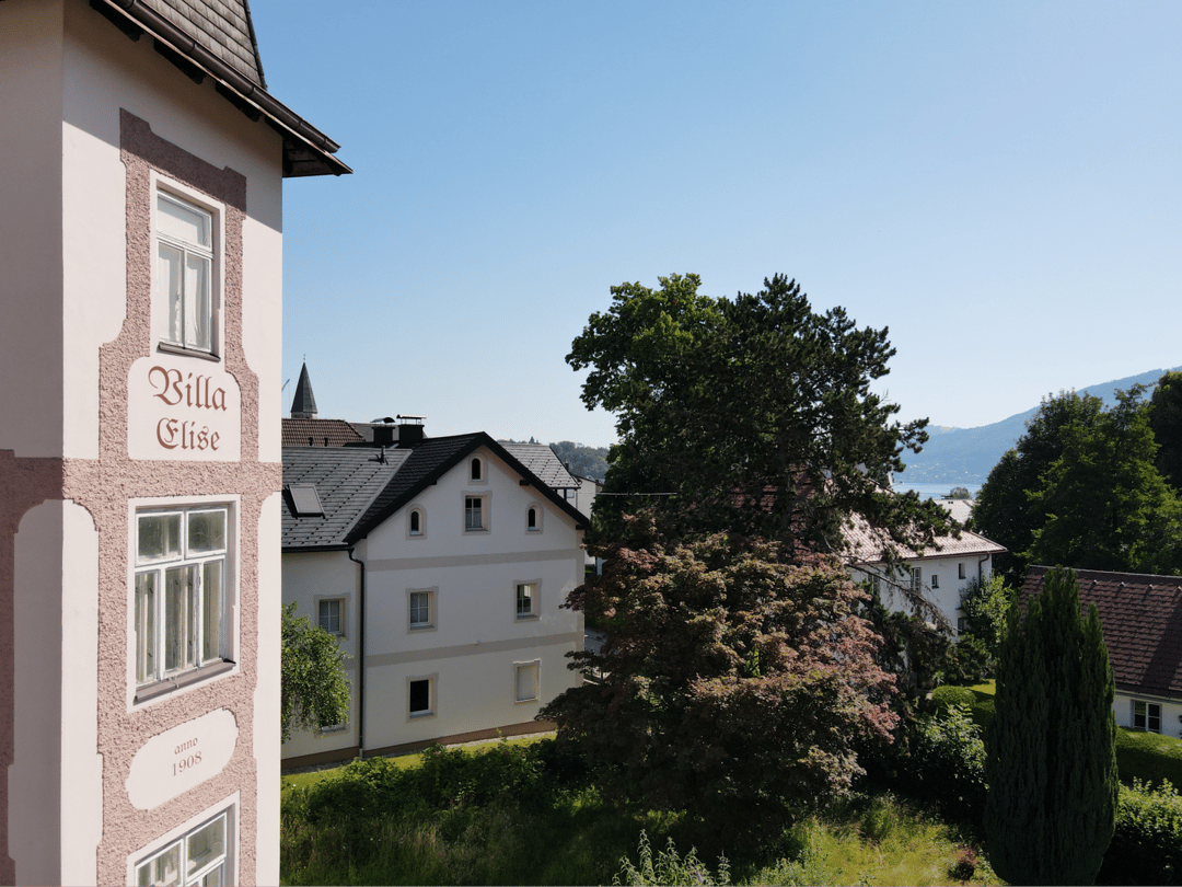 Aufnahme eingemessen auf Höhe der Loggia / Balkon