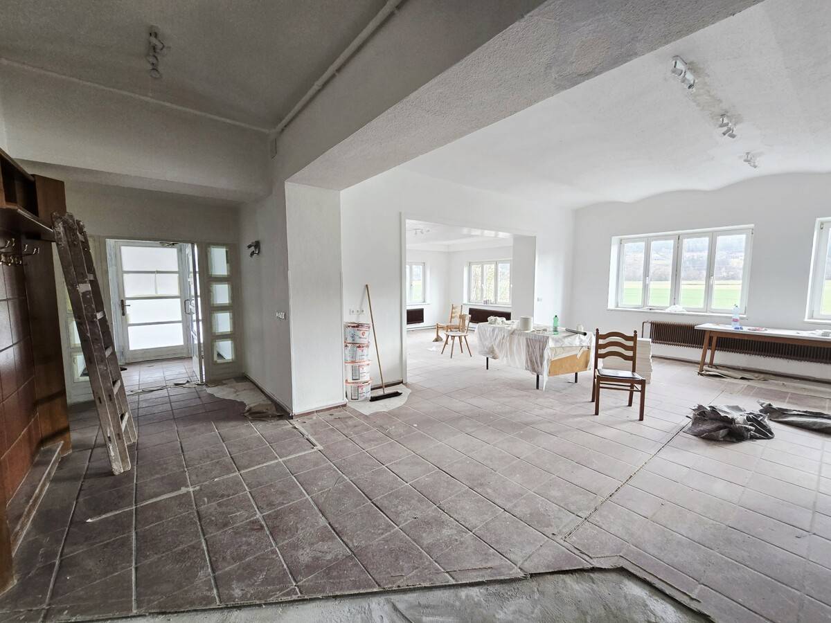 Office 150m² with terrace in Weißenstein