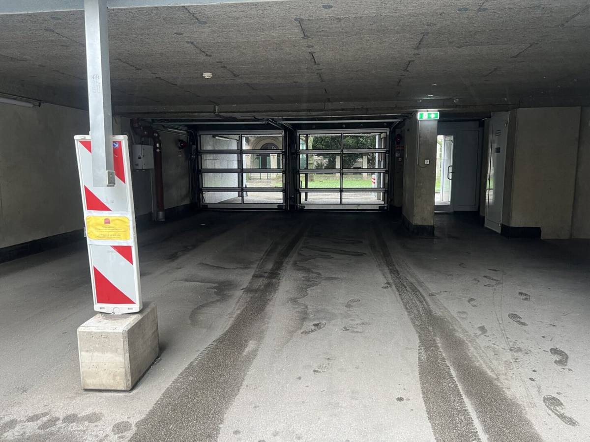 Underground Parking Spot Mexikoplatz 11