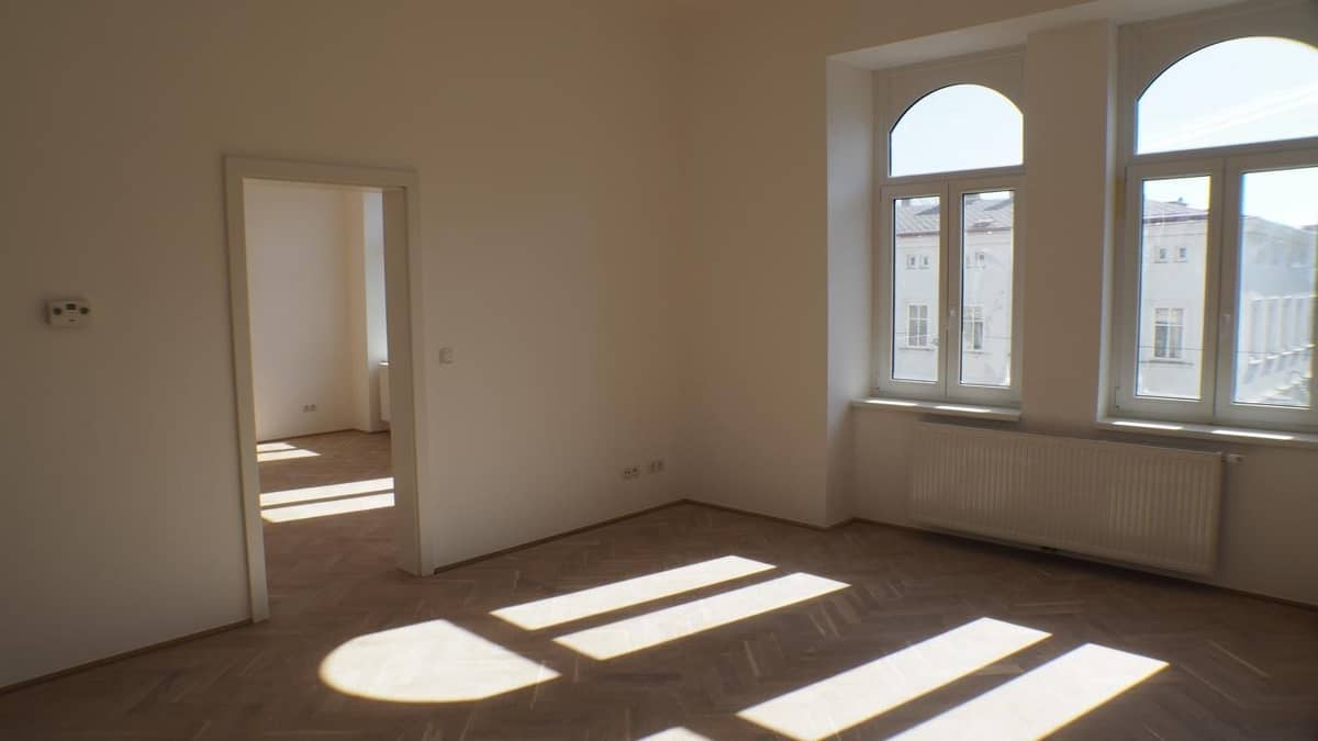 Bright 2-room flat near Westbahnhof