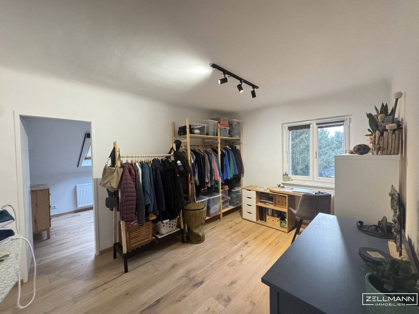 Light flooded attic apartment in Mauer after complete renovation