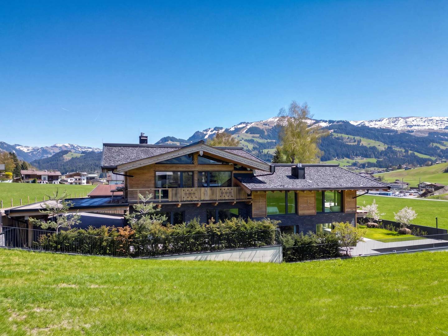 Neubau-Chalet in Kirchberg, 216 m²