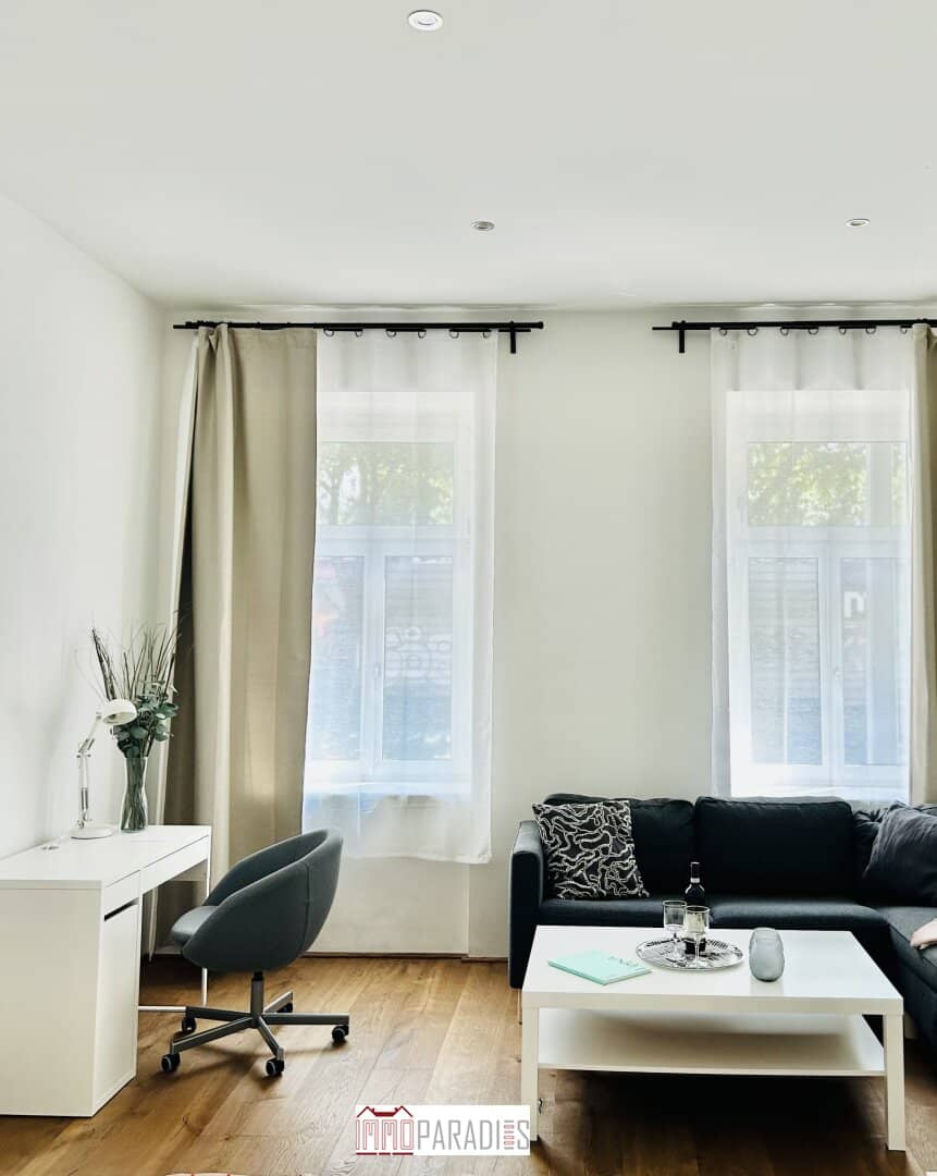 Erdgeschosswohnung zwei Eingänge saniert