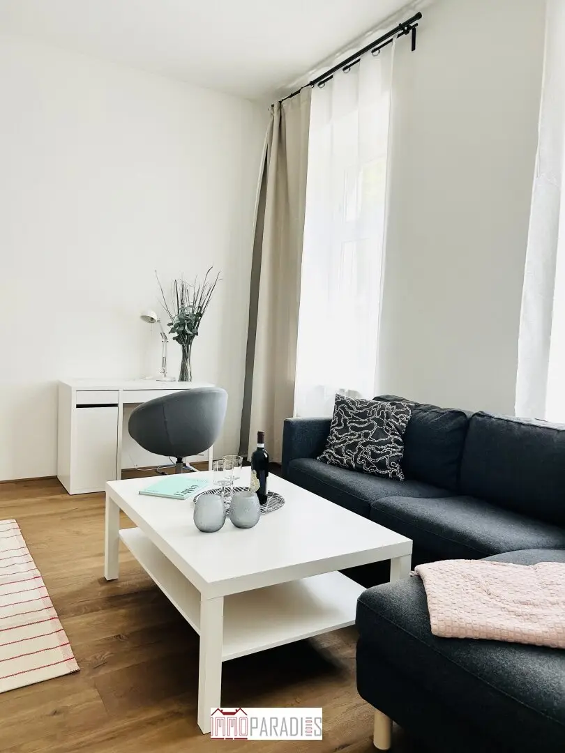 Erdgeschosswohnung zwei Eingänge saniert