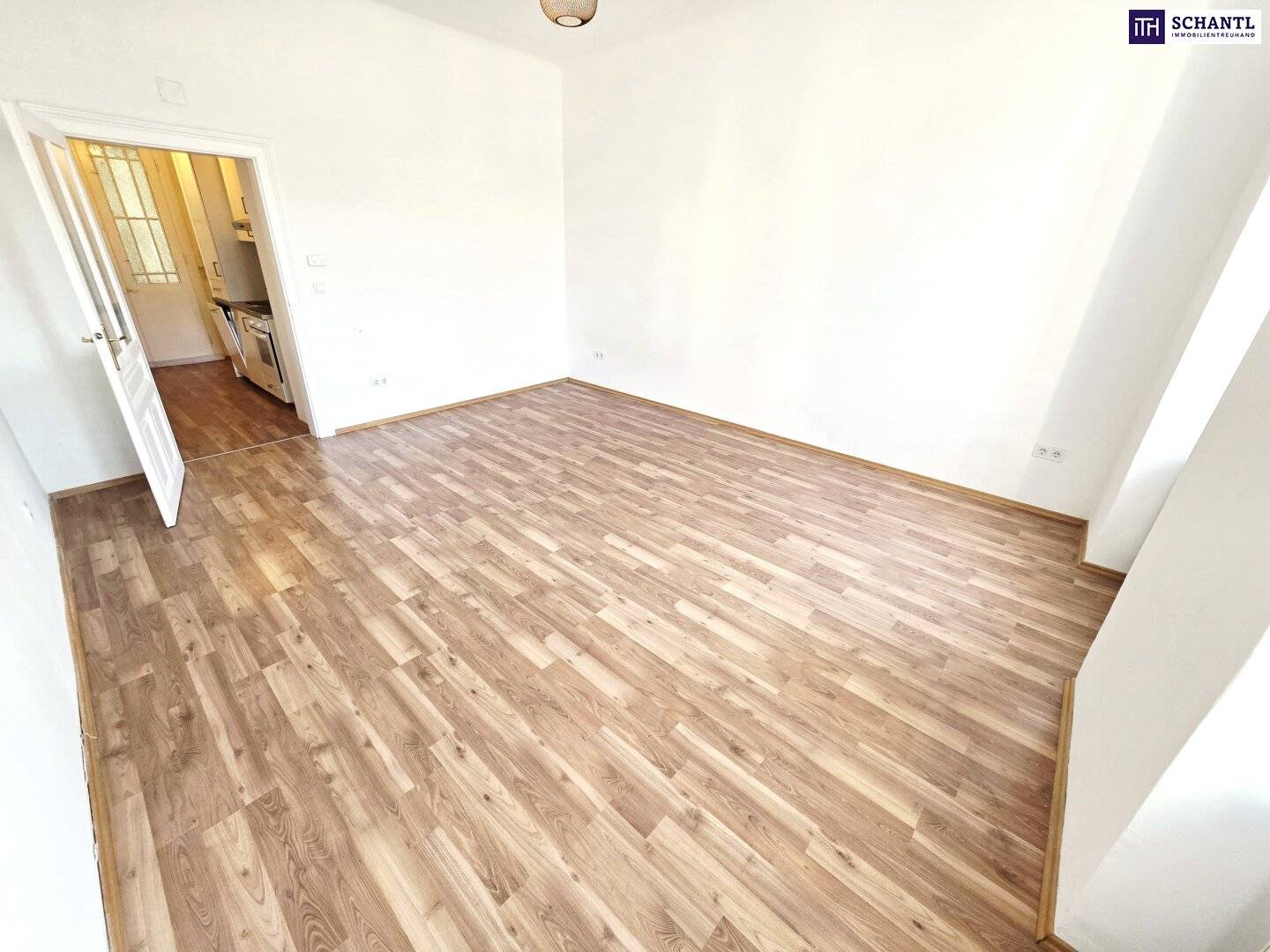 Wohnung hofseitig mit großem balkon nahe U Bahn