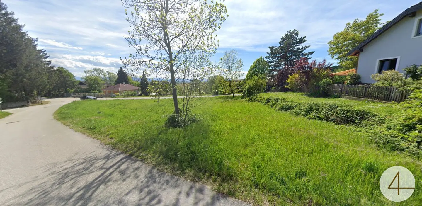 Sunny Corner Plot Eichberg