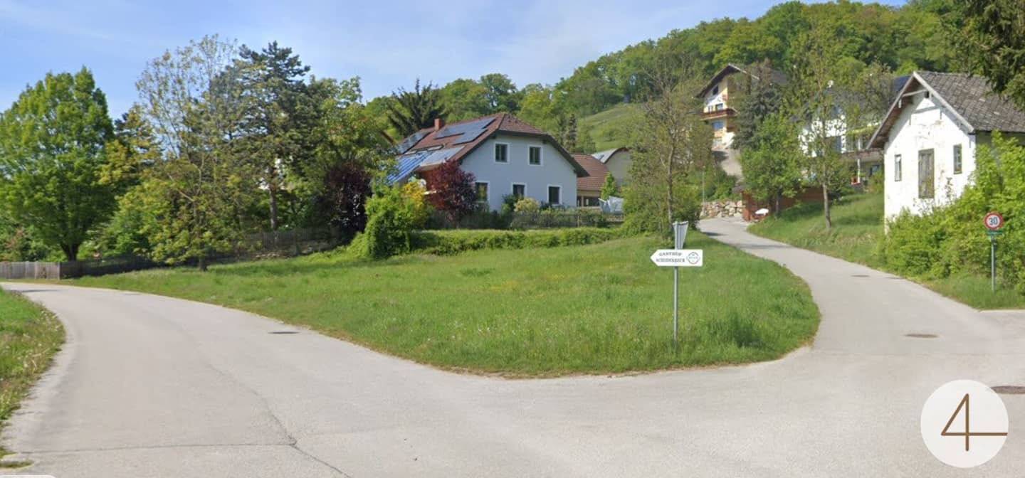 Sonniges Eckgrundstück Eichberg