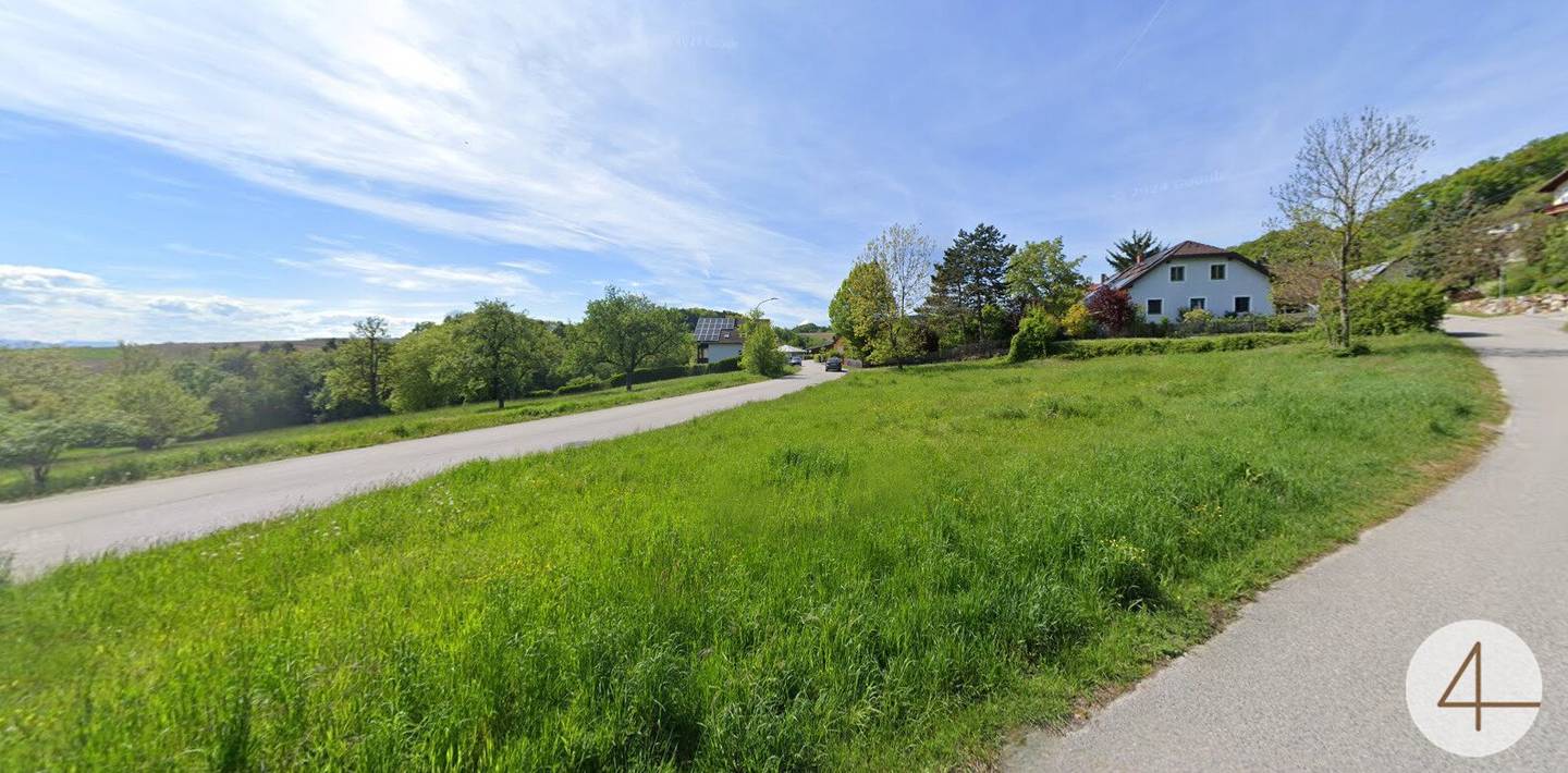 Sonniges Eckgrundstück Eichberg