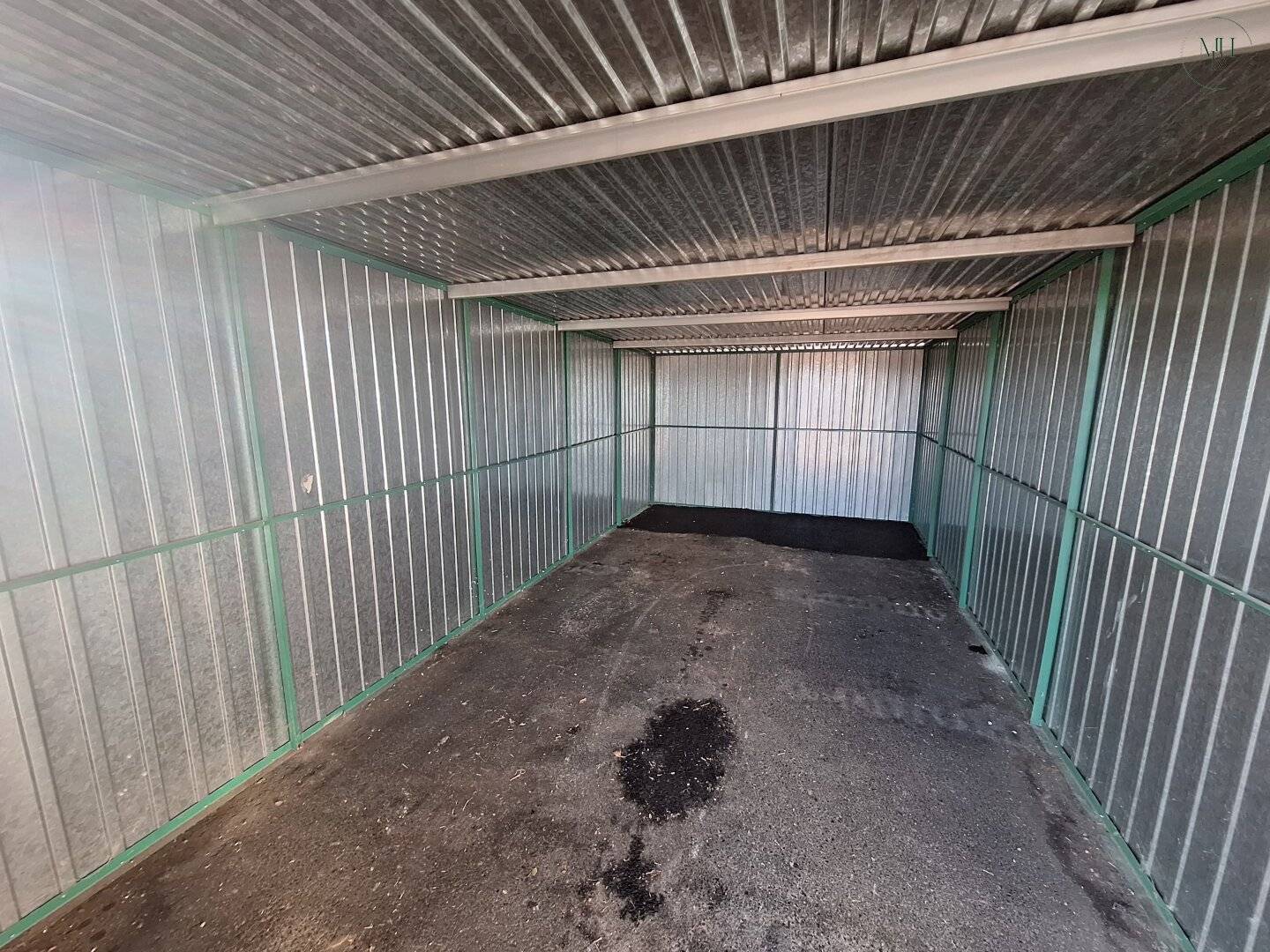 Garage Space 15m² Schwarzau