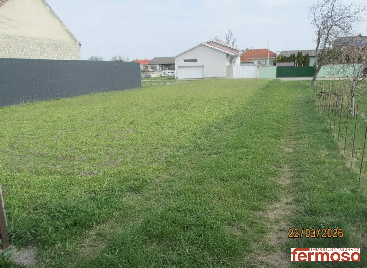 Sonniges Baugrundstück mit Seeblick in Podersdorf am See