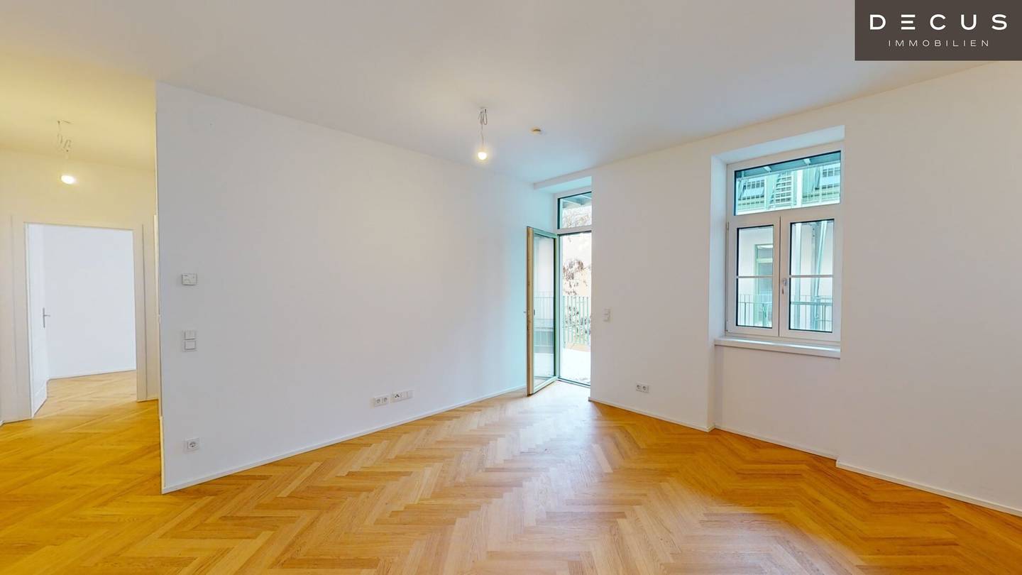 WITH BALCONY | ELEGANT 3 ROOM APARTMENT | GREAT ARCHITECTURE