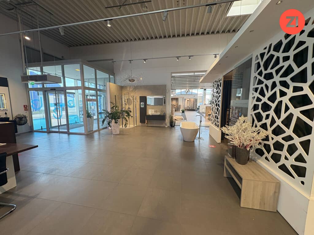 Showroom 756 m² Ansfelden A1