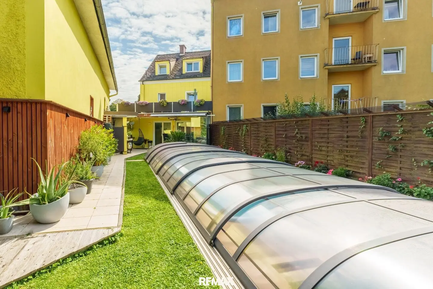 Family Home with Office in Linz