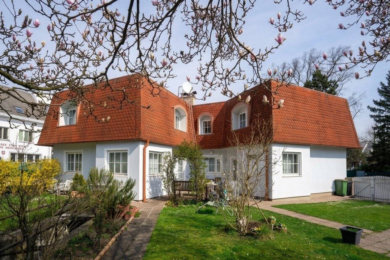 Zweifamilienhaus mit Garten, Wien 1140