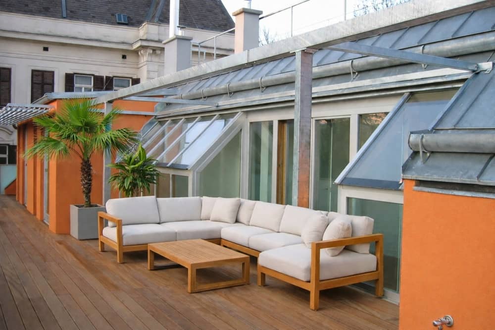 Penthouse with Terrace in Hietzing