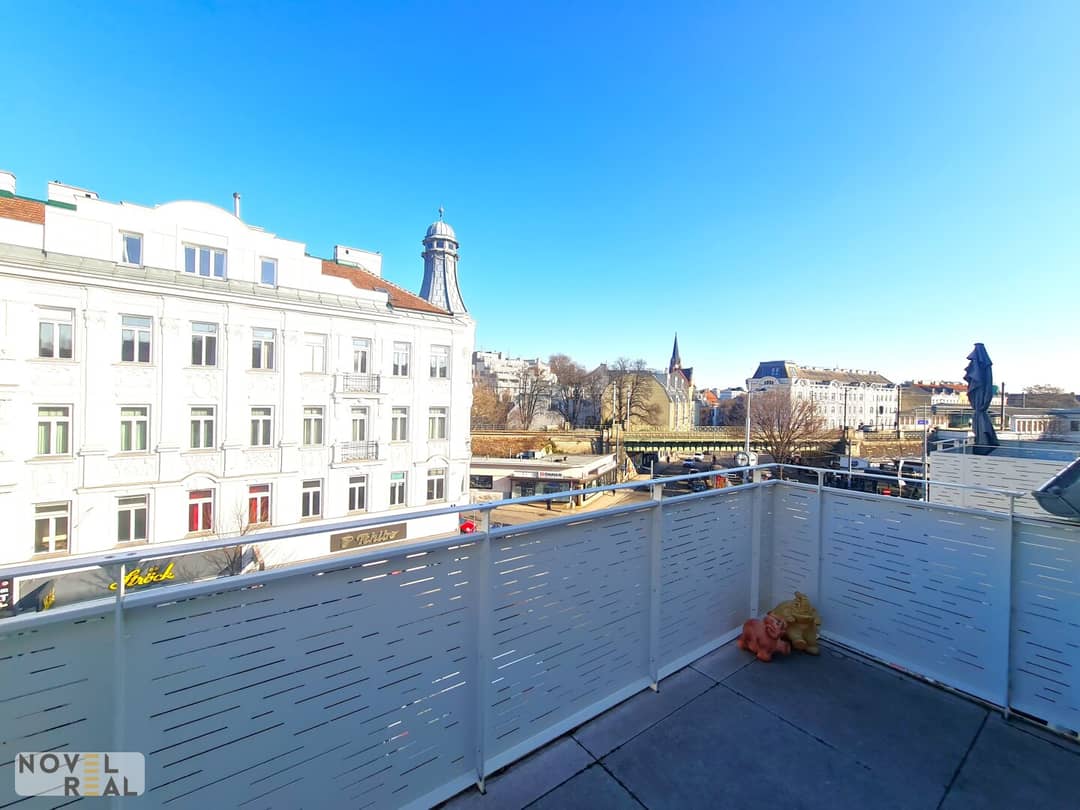 Dachgeschosswohnung mit Terrasse Gersthof voll möbliert neuwertig