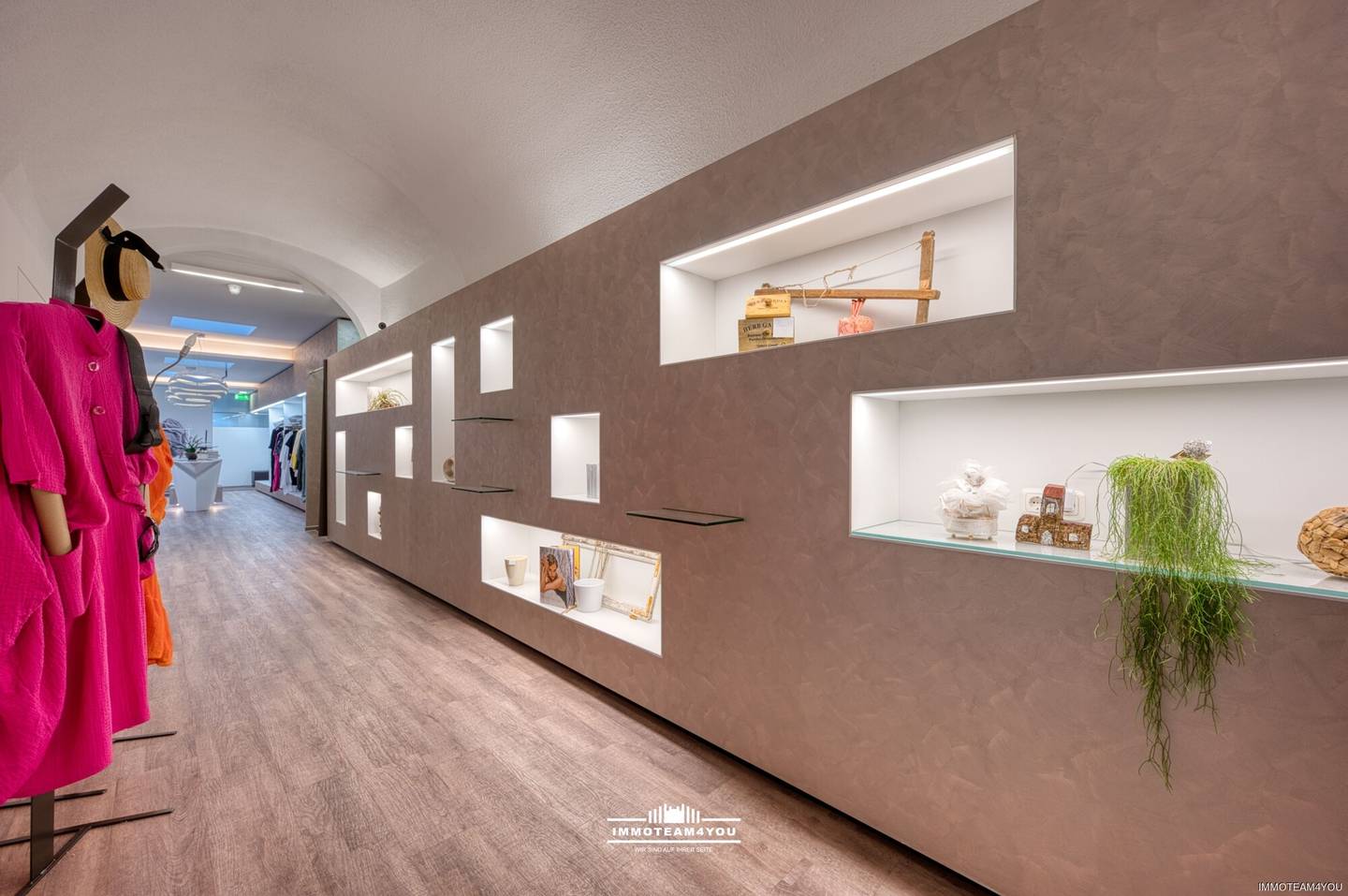 Shop space at town square Vöcklabruck