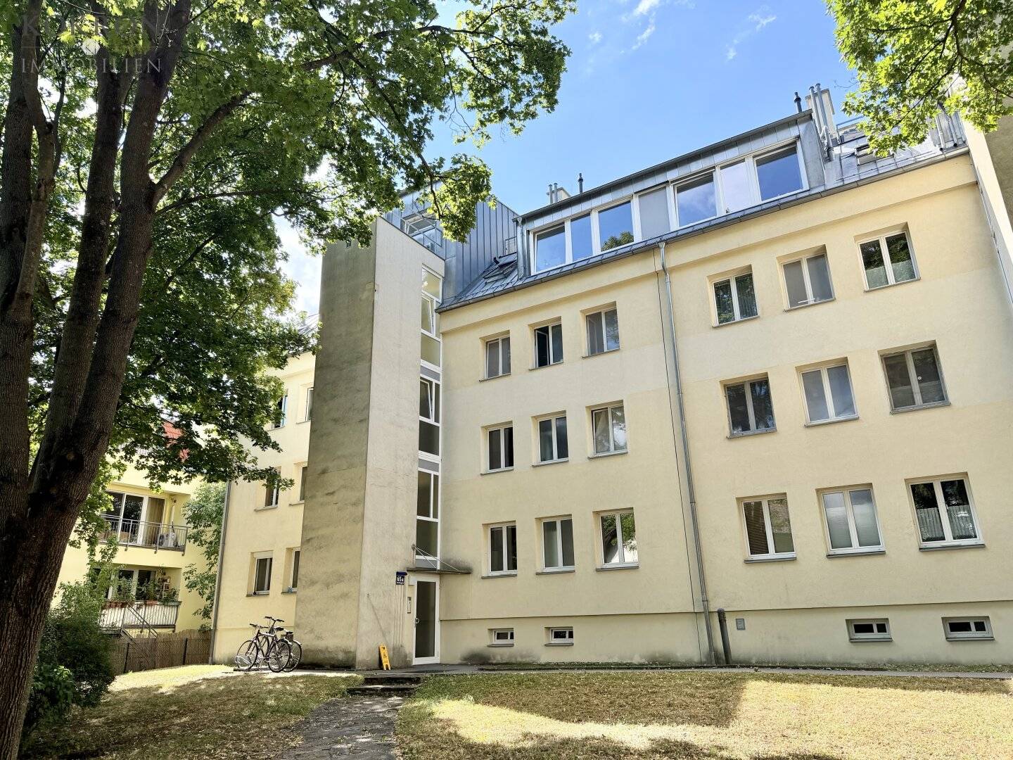 Modernisierte 2-Zimmer-Wohnung Hietzing