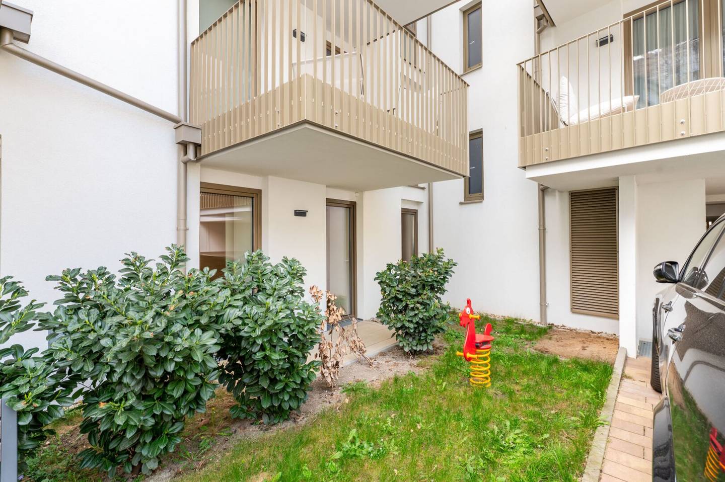 Modern ground floor flat with terrace in 1060 Vienna