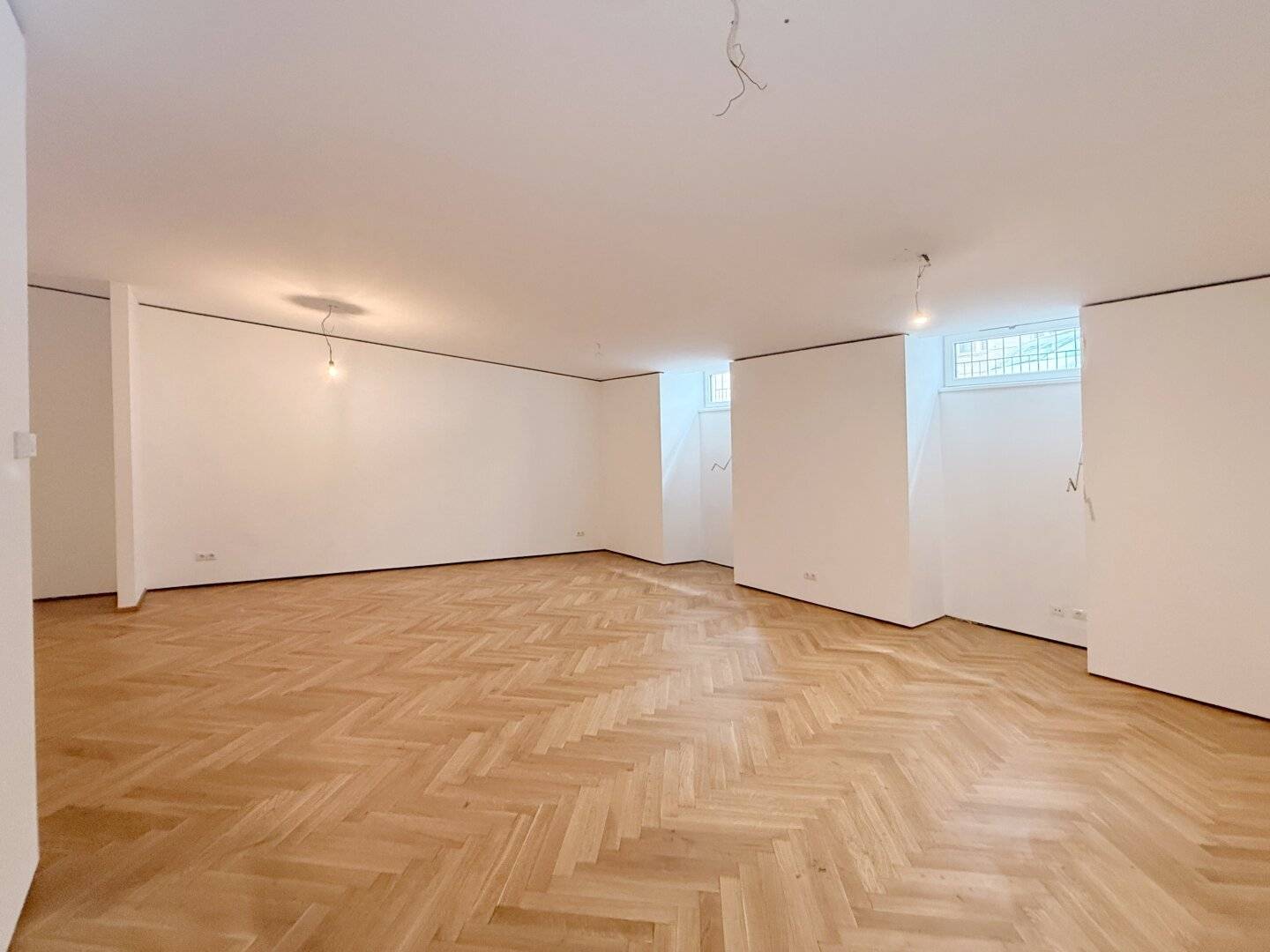 Attractive basement commercial space for your business idea – practice, beauty, massage, office, studio and much more