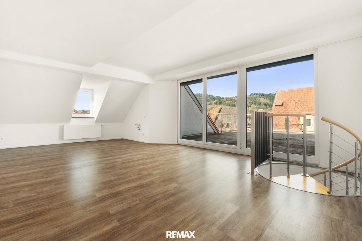 Apartment with roof terrace in central location