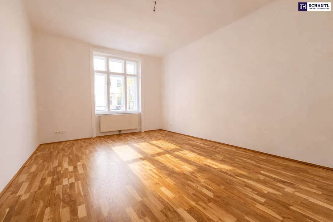Denkmalgeschützte Altbauwohnung Helle Wohnküche
