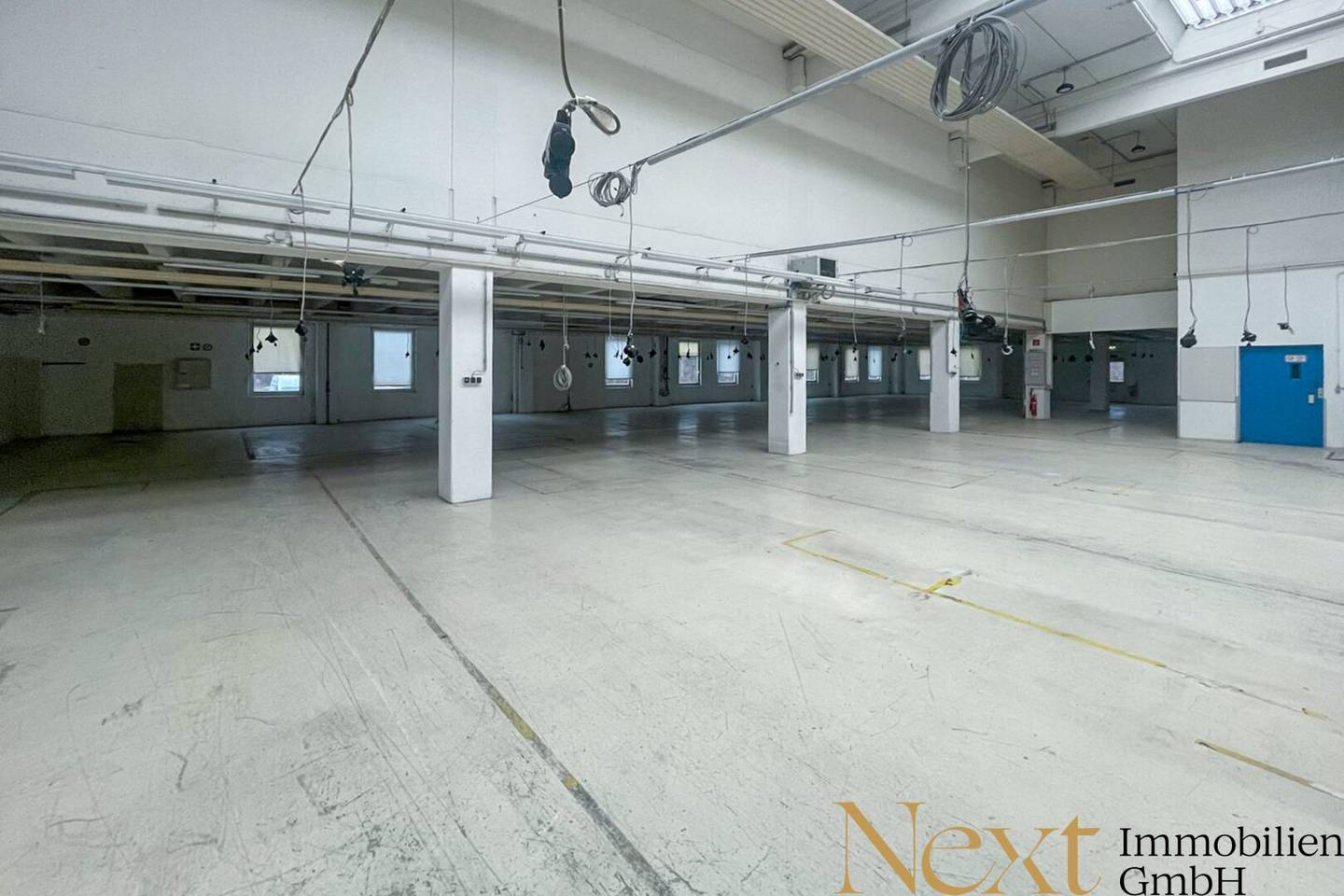 Warehouse 1,195m² with office in Ansfelden