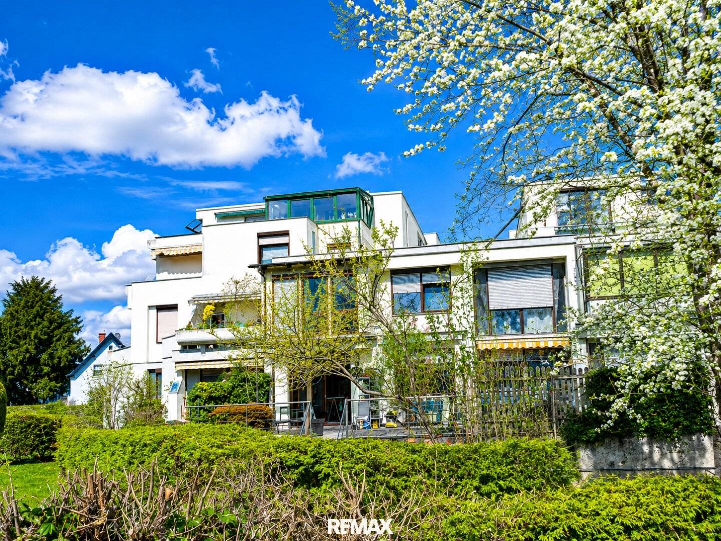 Helle Wohnung mit Westterrasse und ruhiger Lage