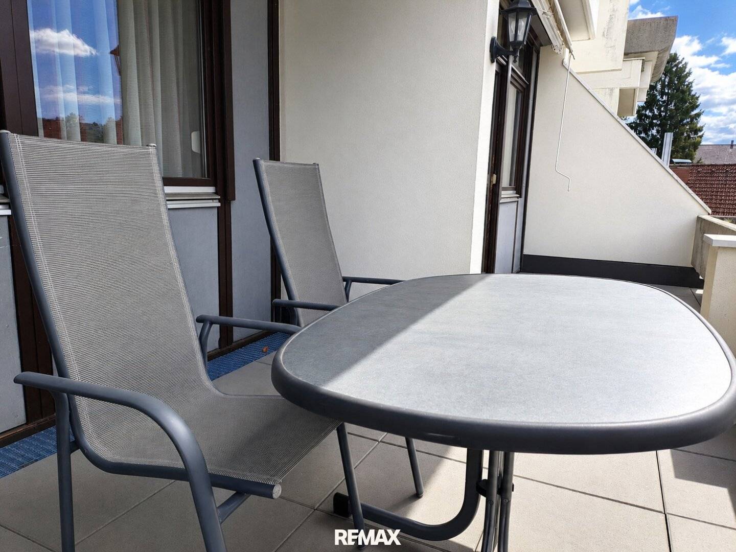 Helle Wohnung mit Westterrasse und ruhiger Lage