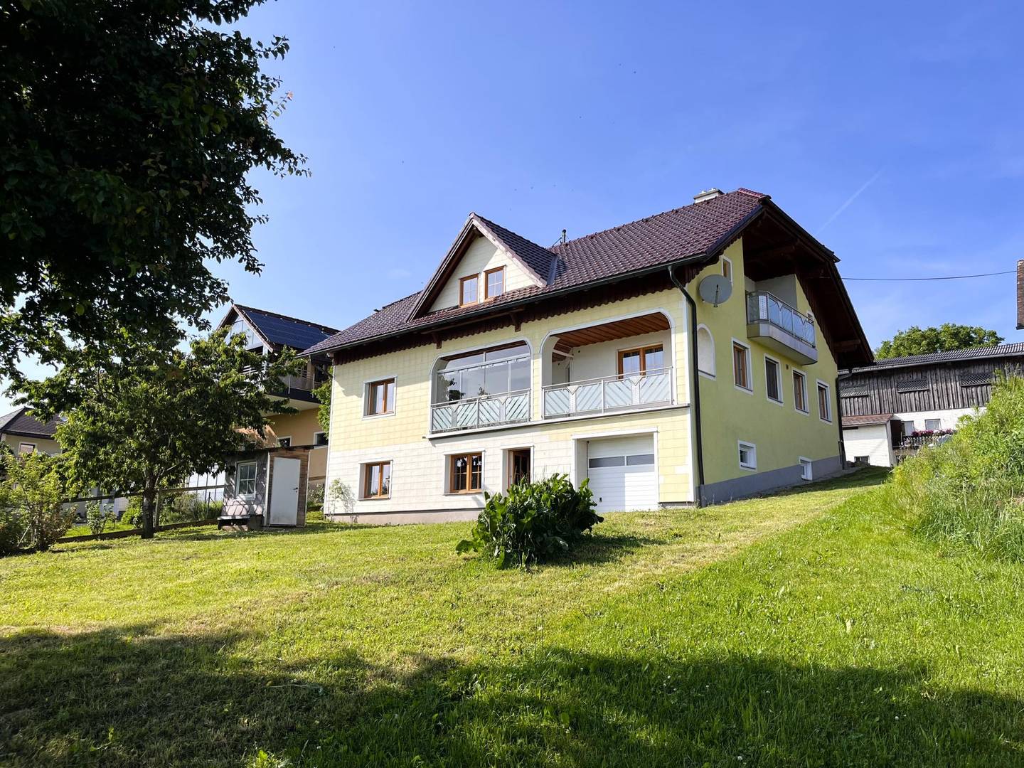 Wohnhaus mit Garten in Nebelberg