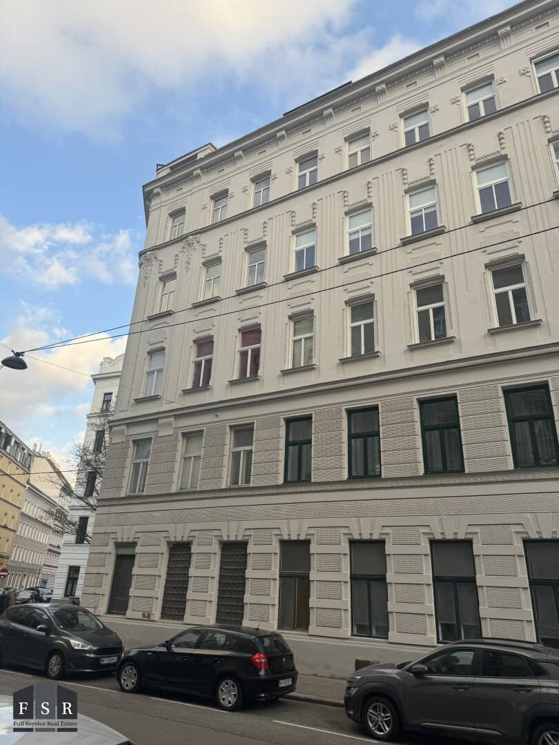 Doctor's Practice near Augarten, 104m²