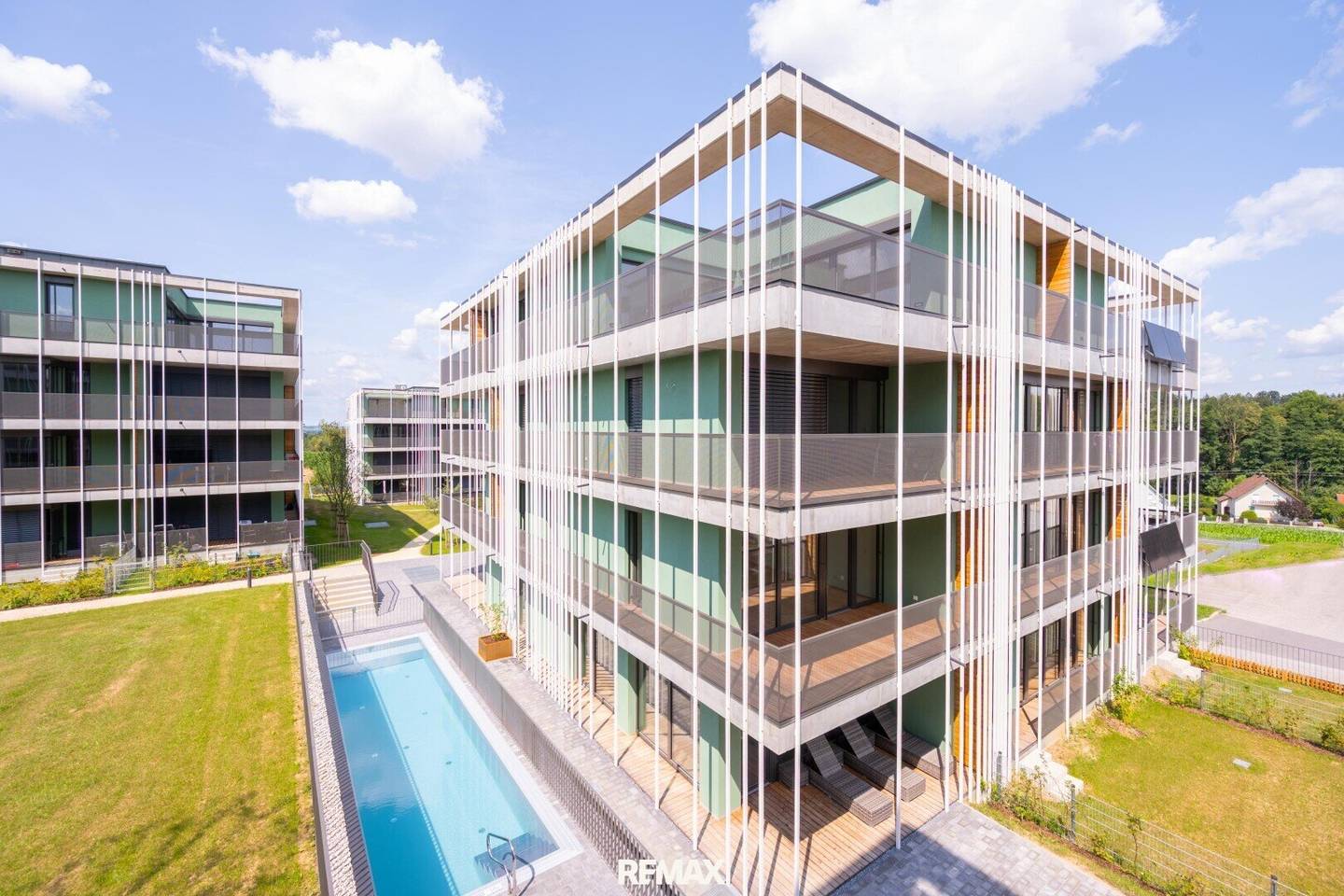 Wohnung mit eigenem Pool und Spabereich