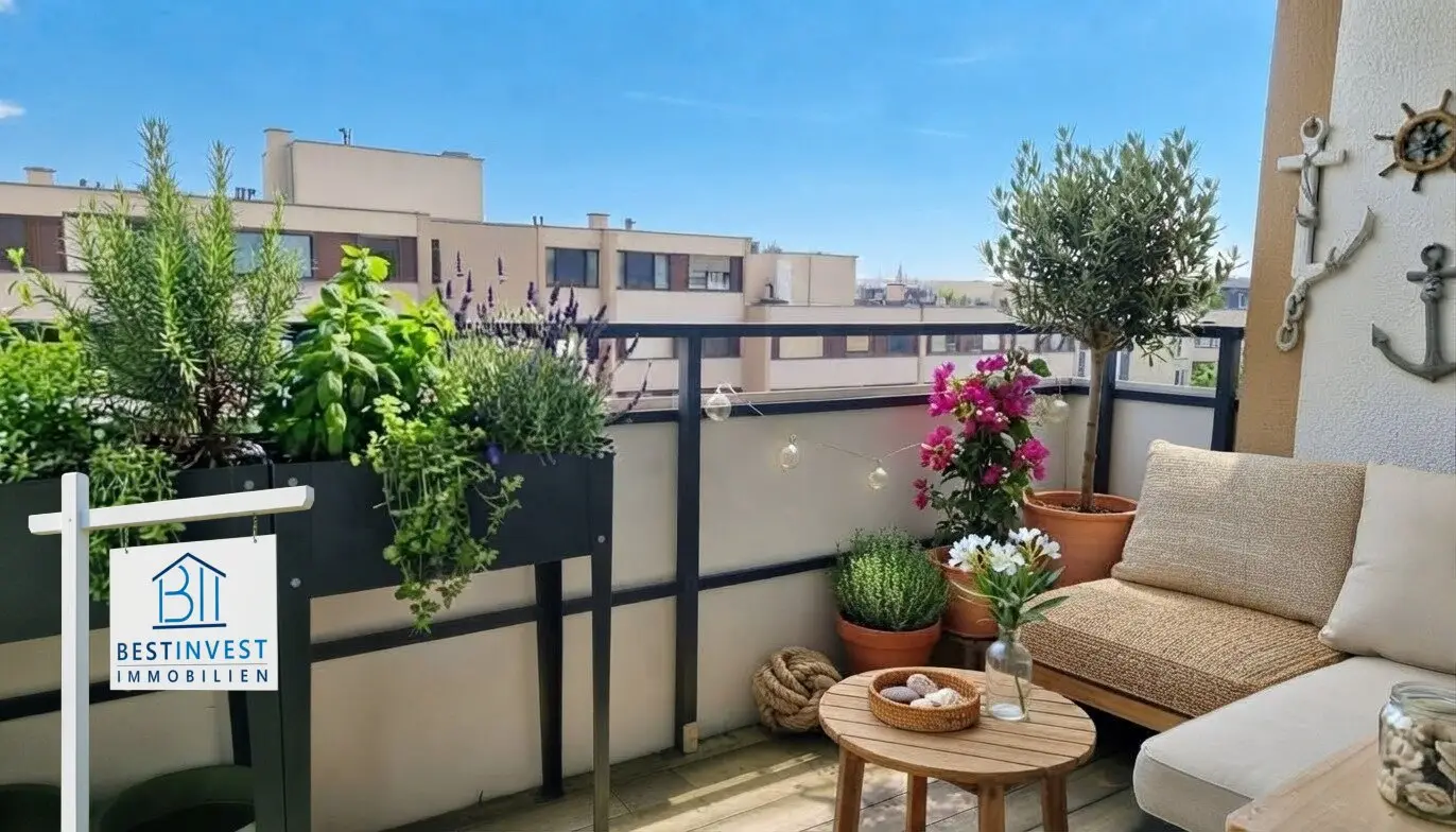 Penthouse near Stadthalle with loggia and garage