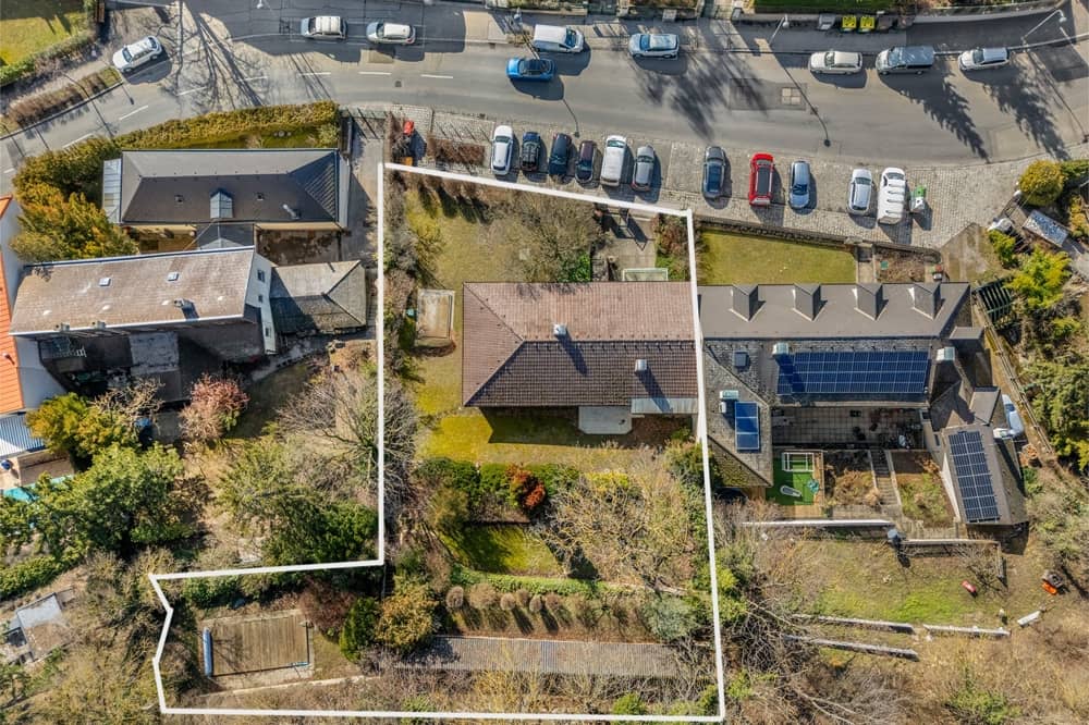 Bungalow with Potential in Döbling